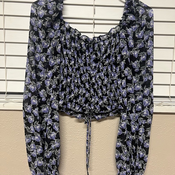 Papaya Black and Blue Smocked Blouse with Puff Sleeves - Picture 4 of 10